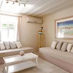 Teacher's House Pensjonat 4*