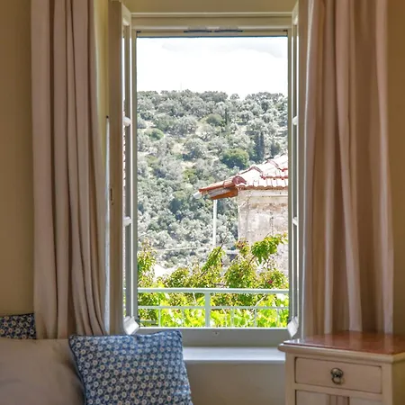 Teacher's House Σπαρτοχώρι